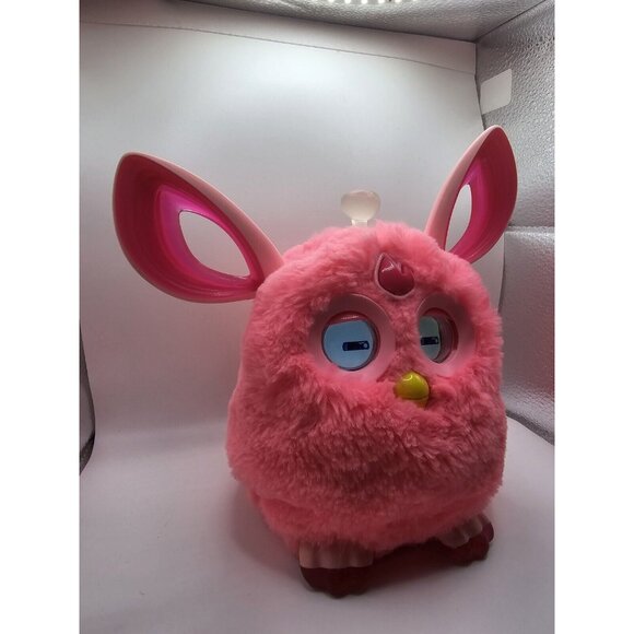 Furby Connect 2016 Hasbro Pink Works- No Sleep Mask - Picture 3 of 12